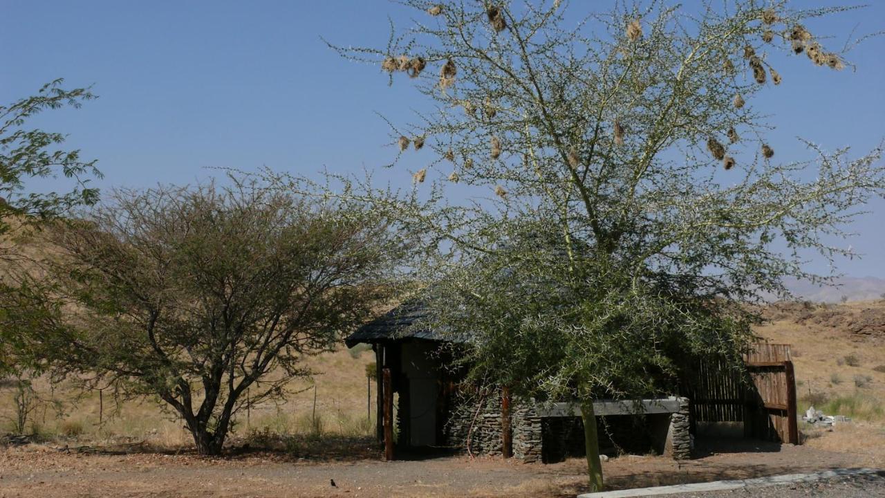 דירות Rooiklip Camp Flintstone מראה חיצוני תמונה