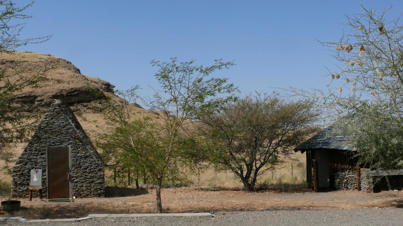 דירות Rooiklip Camp Flintstone מראה חיצוני תמונה